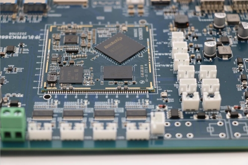 Últimas noticias de la empresa sobre Fabricante de servicios de ensamblaje de PCB SMT