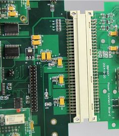 Un buen precio. Junta de control industrial SMT PCB de ensamblaje PCBA para pruebas de control industrial Junta central en línea